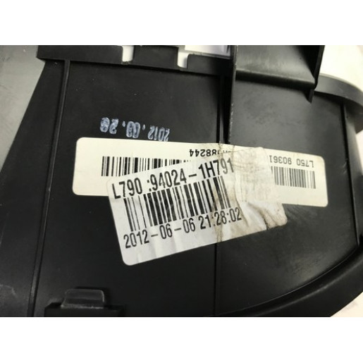 Панель приборів Kia Ceed 1.6CRDi 2010-2012 940241H751